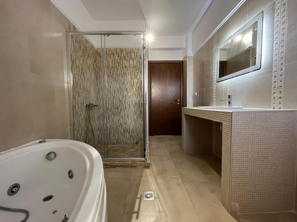 Artline Family Suite Flojitá Kültér fotó